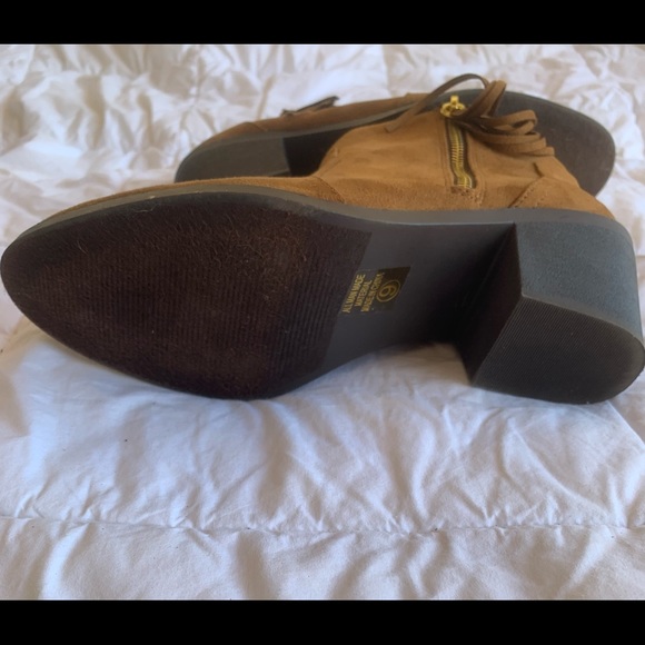 SODA Suede Fringed Zip Ankle Boots - Picture 4 of 4